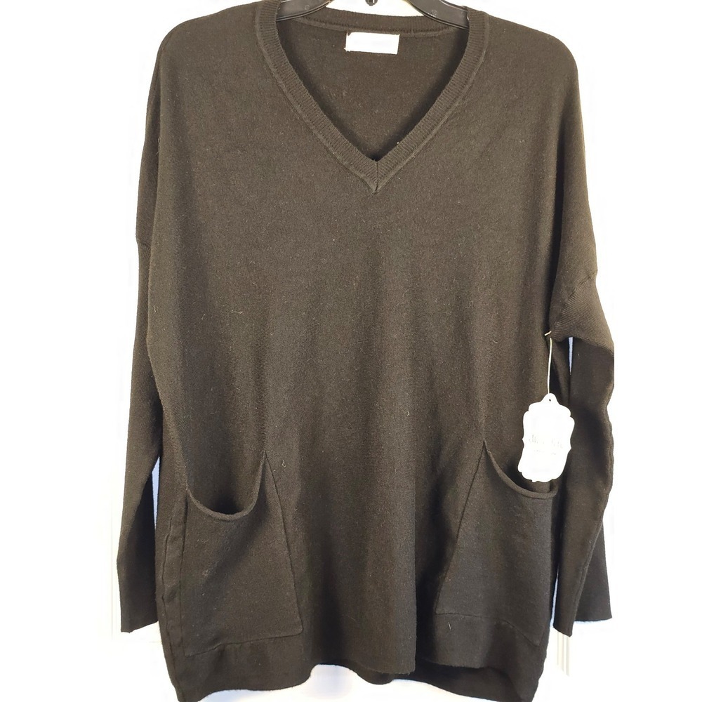 Altar'd State Womens Black V-Neck Oversized Pocket Sweater Academia Medium NWT